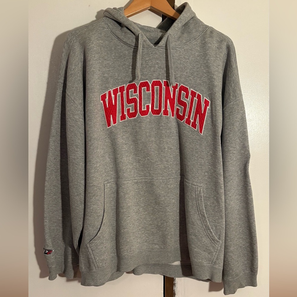 Pro Player Gray Wisconsin Hoodie